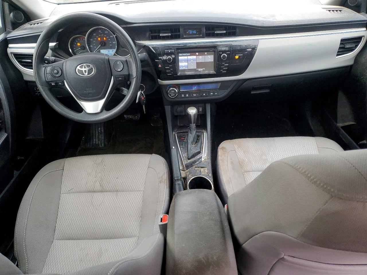 2015 TOYOTA COROLLA L photo 22