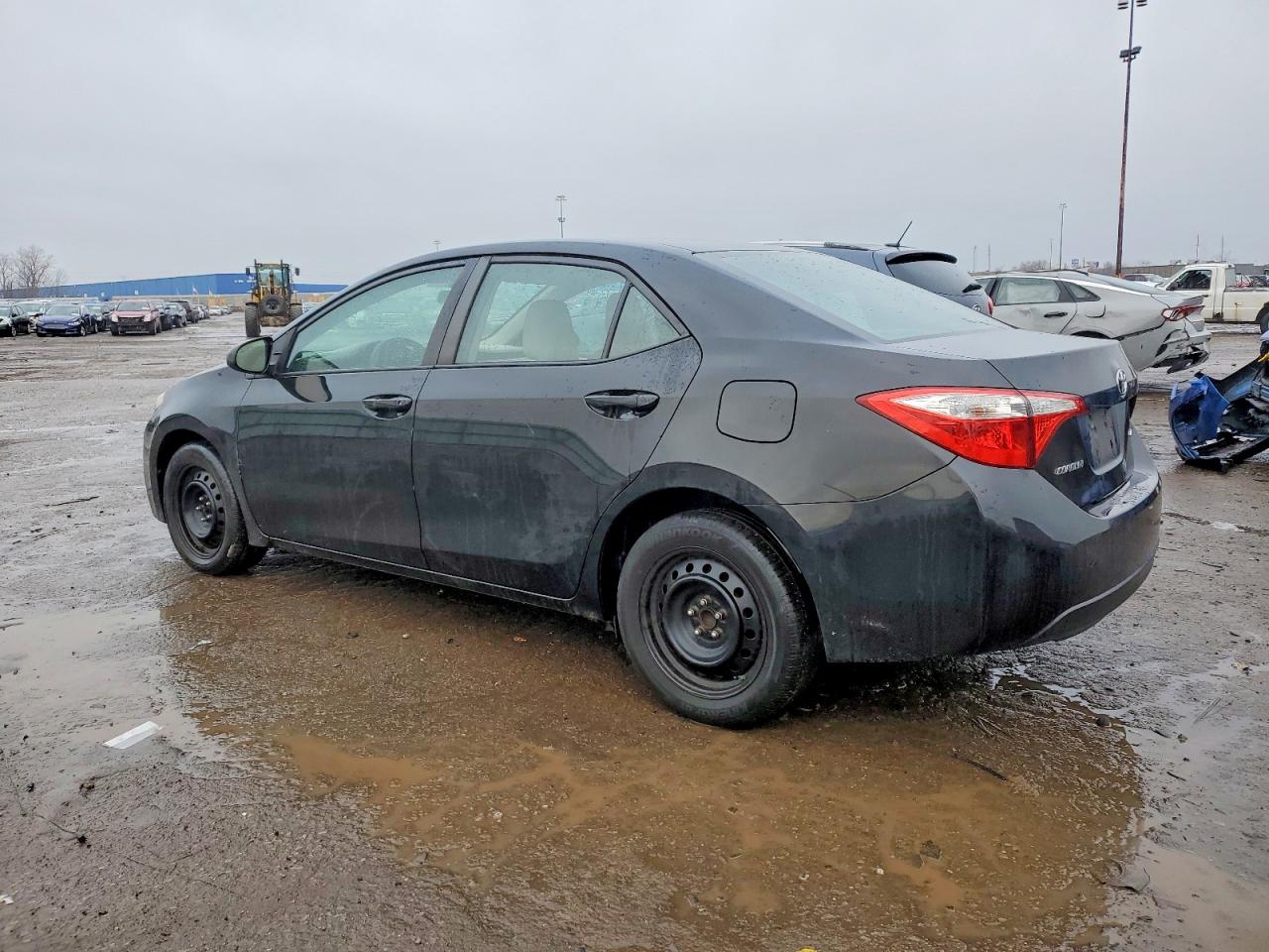 2015 TOYOTA COROLLA L photo 4