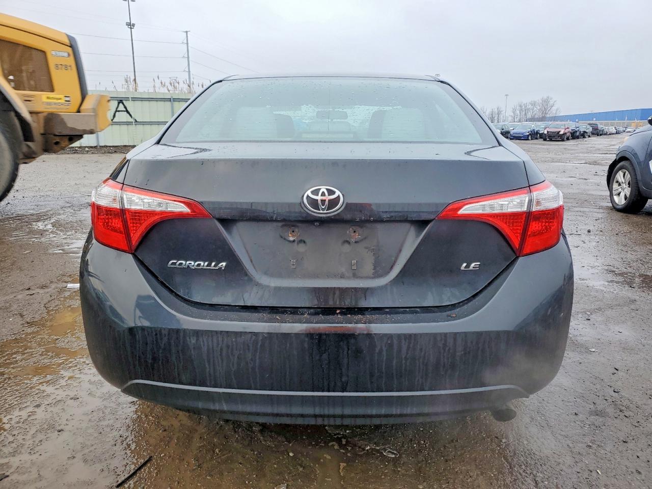 2015 TOYOTA COROLLA L photo 16