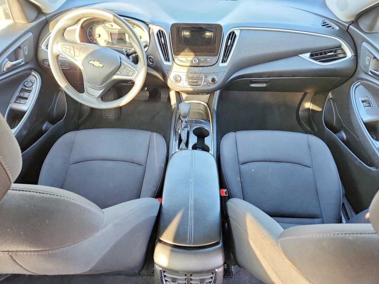2023 CHEVROLET MALIBU LT photo 8