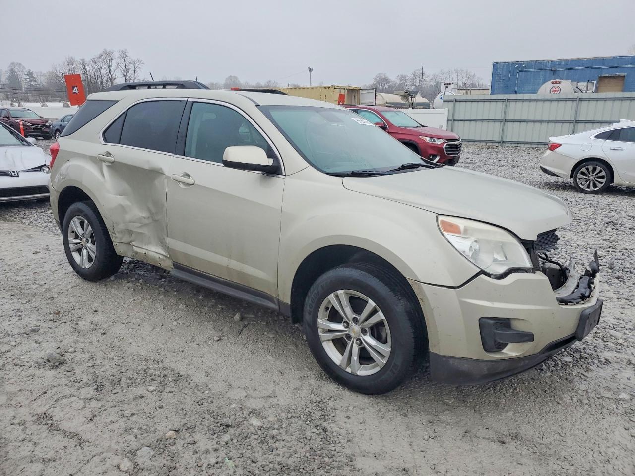 2014 CHEVROLET EQUINOX photo 4