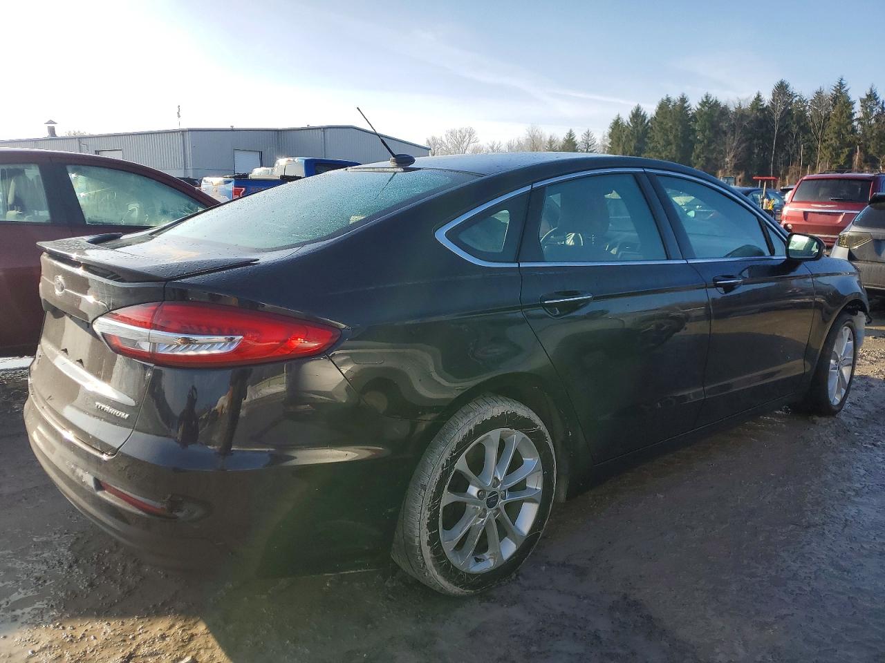 2019 FORD FUSION TITANIUM photo 3