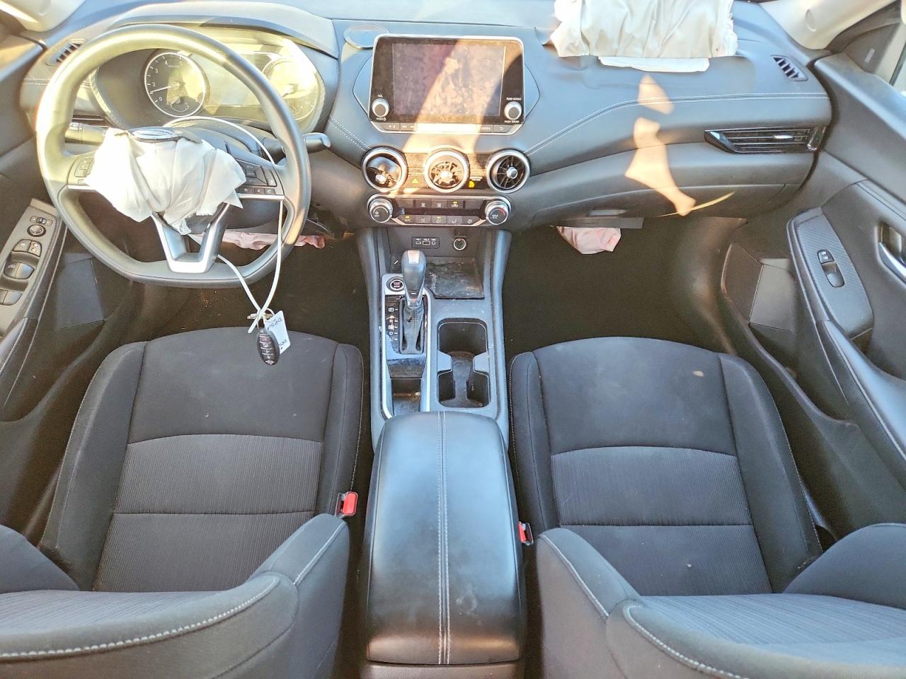 2023 NISSAN SENTRA SV photo 8