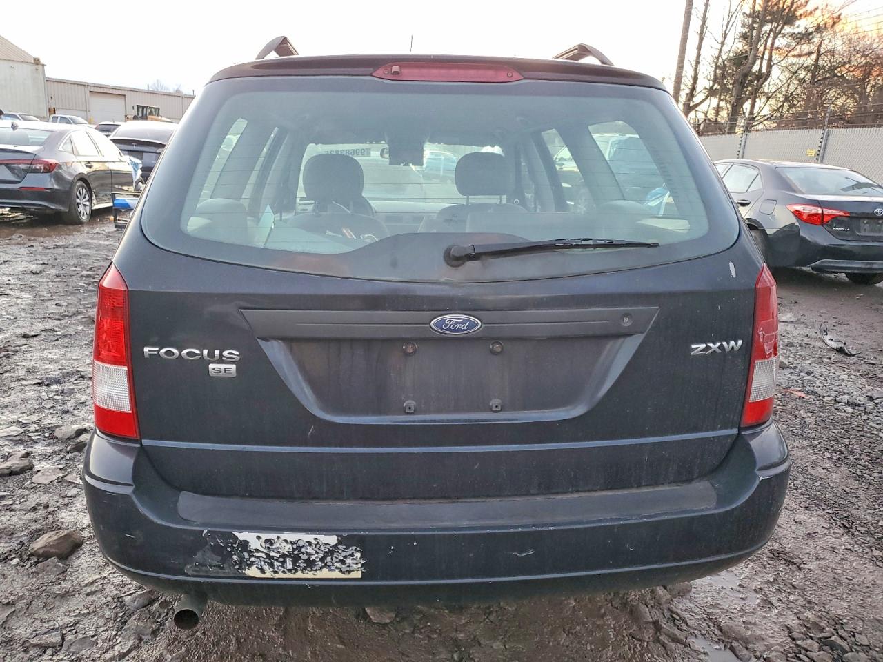 2005 FORD FOCUS ZXW photo 6