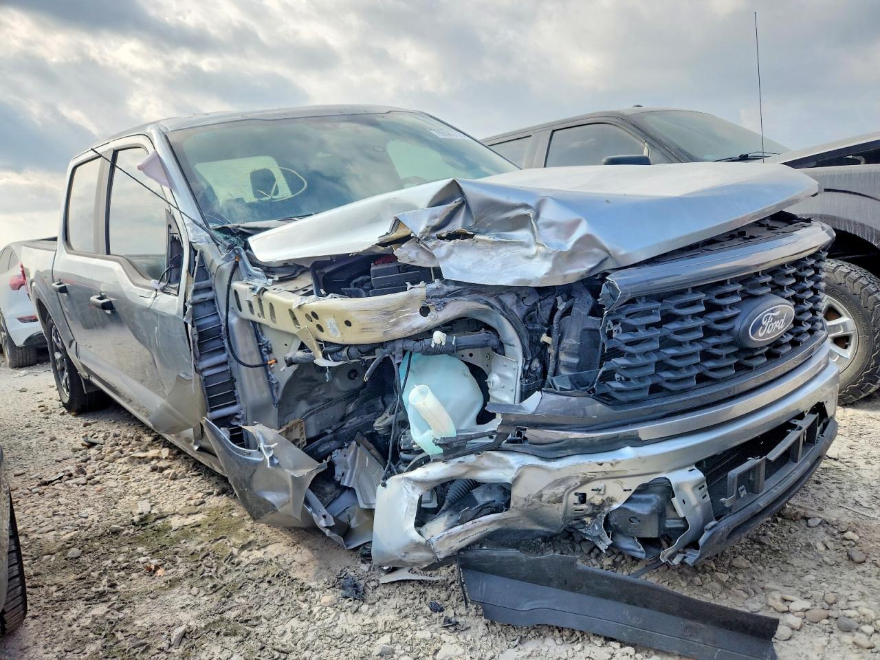 2024 FORD F150 STX photo 4