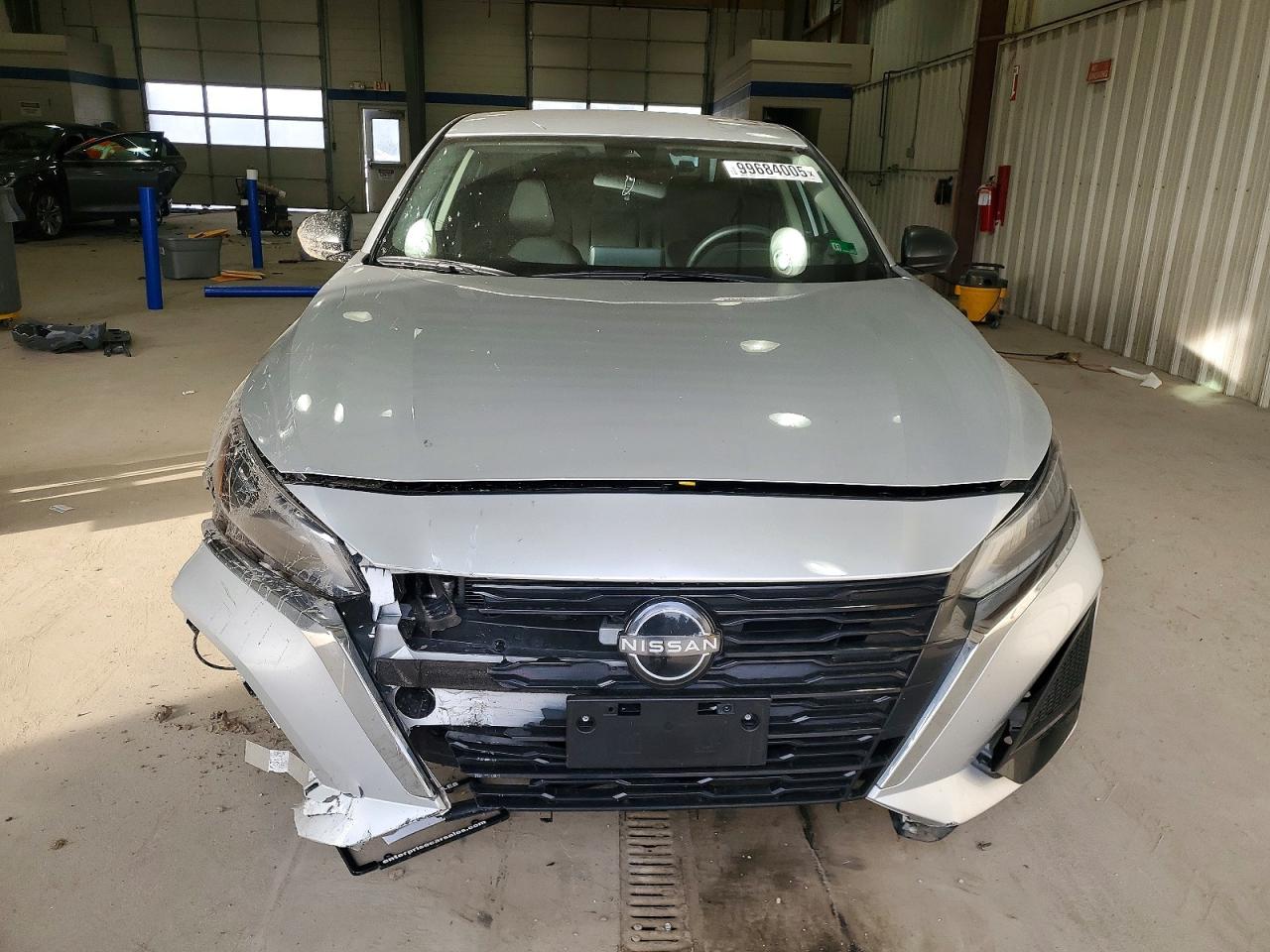 2024 NISSAN ALTIMA SV photo 5