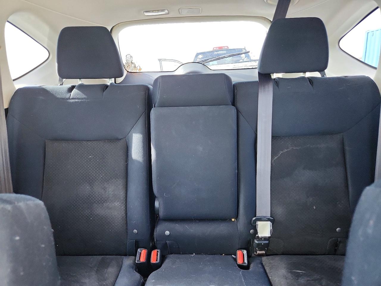 2016 HONDA CR-V LX photo 10