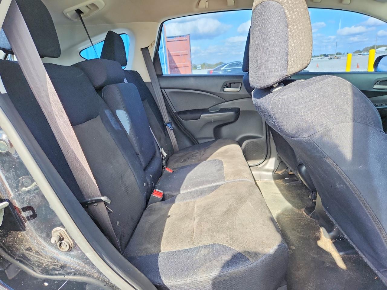 2016 HONDA CR-V LX photo 11