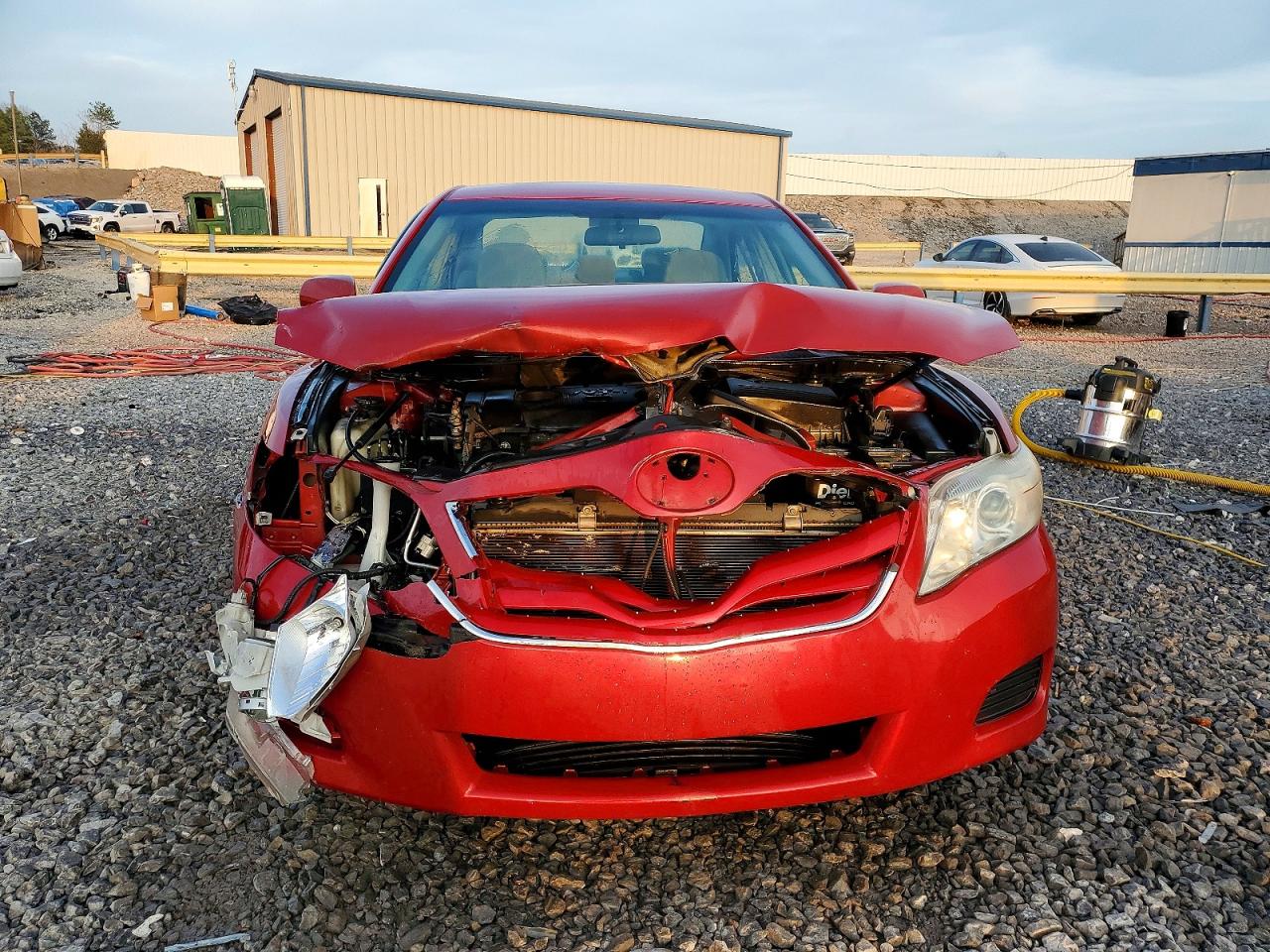 2011 TOYOTA CAMRY BASE photo 5