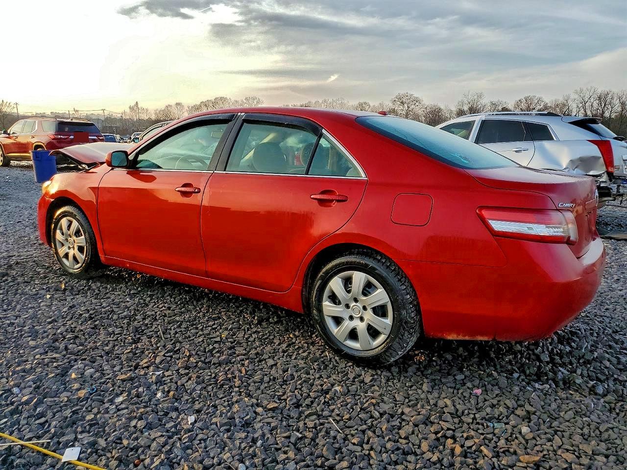 2011 TOYOTA CAMRY BASE photo 2
