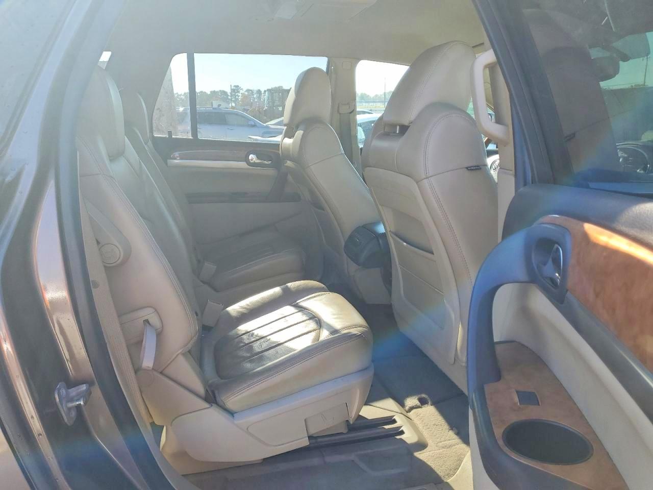 2009 BUICK ENCLAVE CXL photo 11