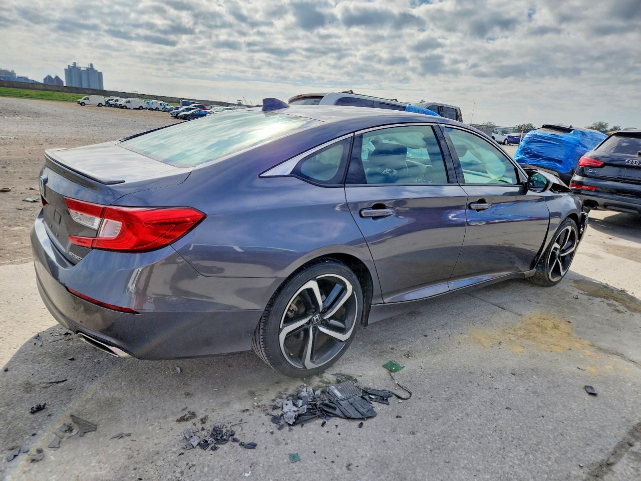 2018 HONDA ACCORD SPORT photo 3