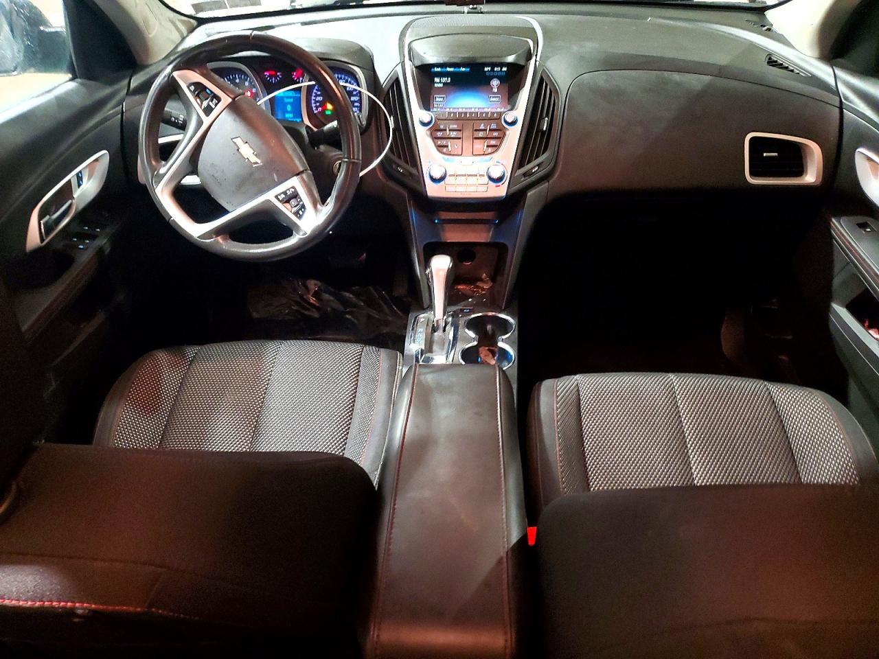 2015 CHEVROLET EQUINOX LT photo 8