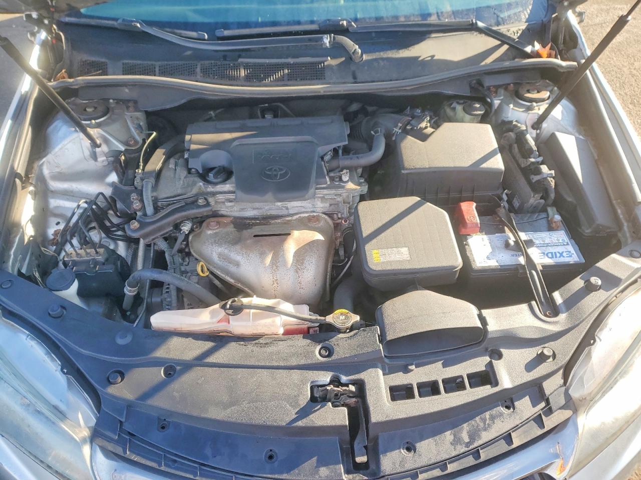 2016 TOYOTA CAMRY LE photo 11