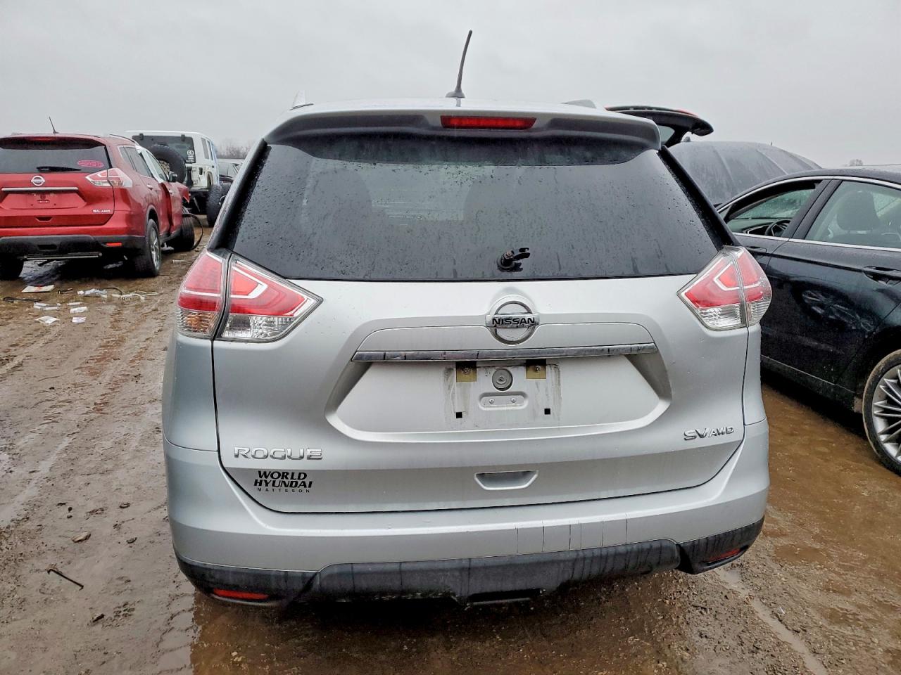 2016 NISSAN ROGUE S photo 6