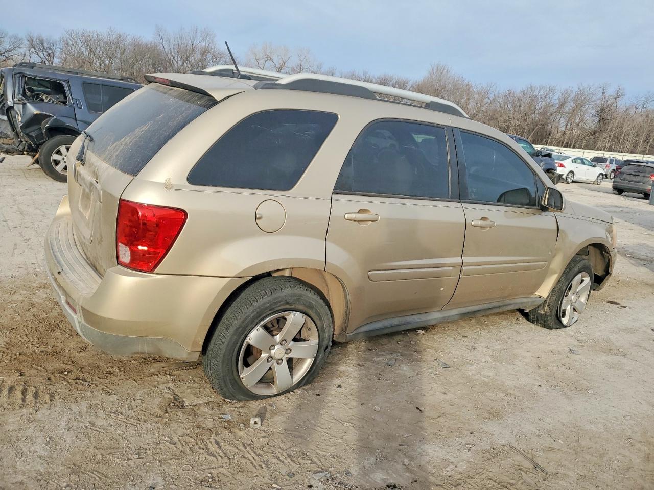 2007 PONTIAC TORRENT photo 3