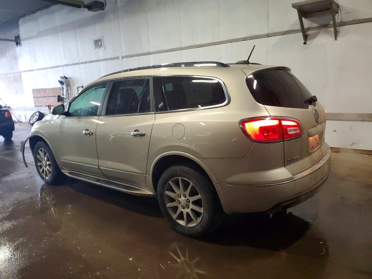 2016 BUICK ENCLAVE photo 2
