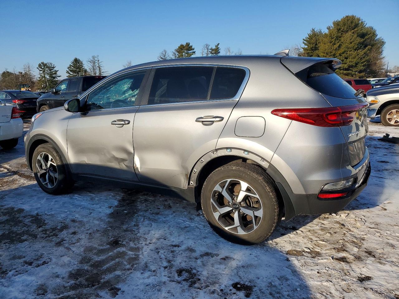 2020 KIA SPORTAGE LX photo 2