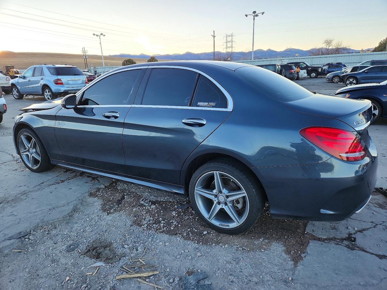 2015 MERCEDES-BENZ C 300 4MATIC photo 2