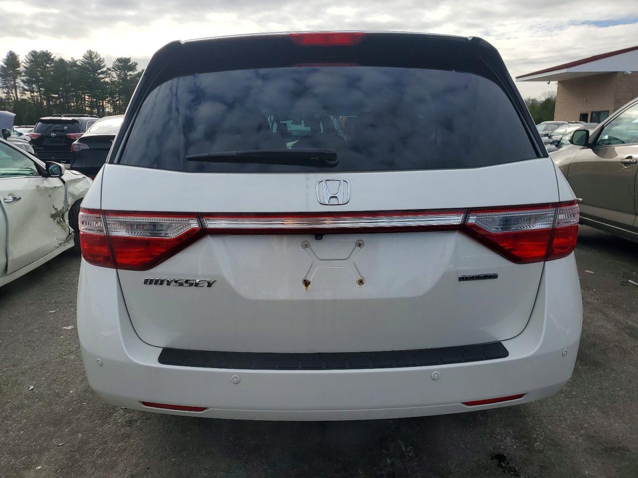 2012 HONDA ODYSSEY TOURING photo 6