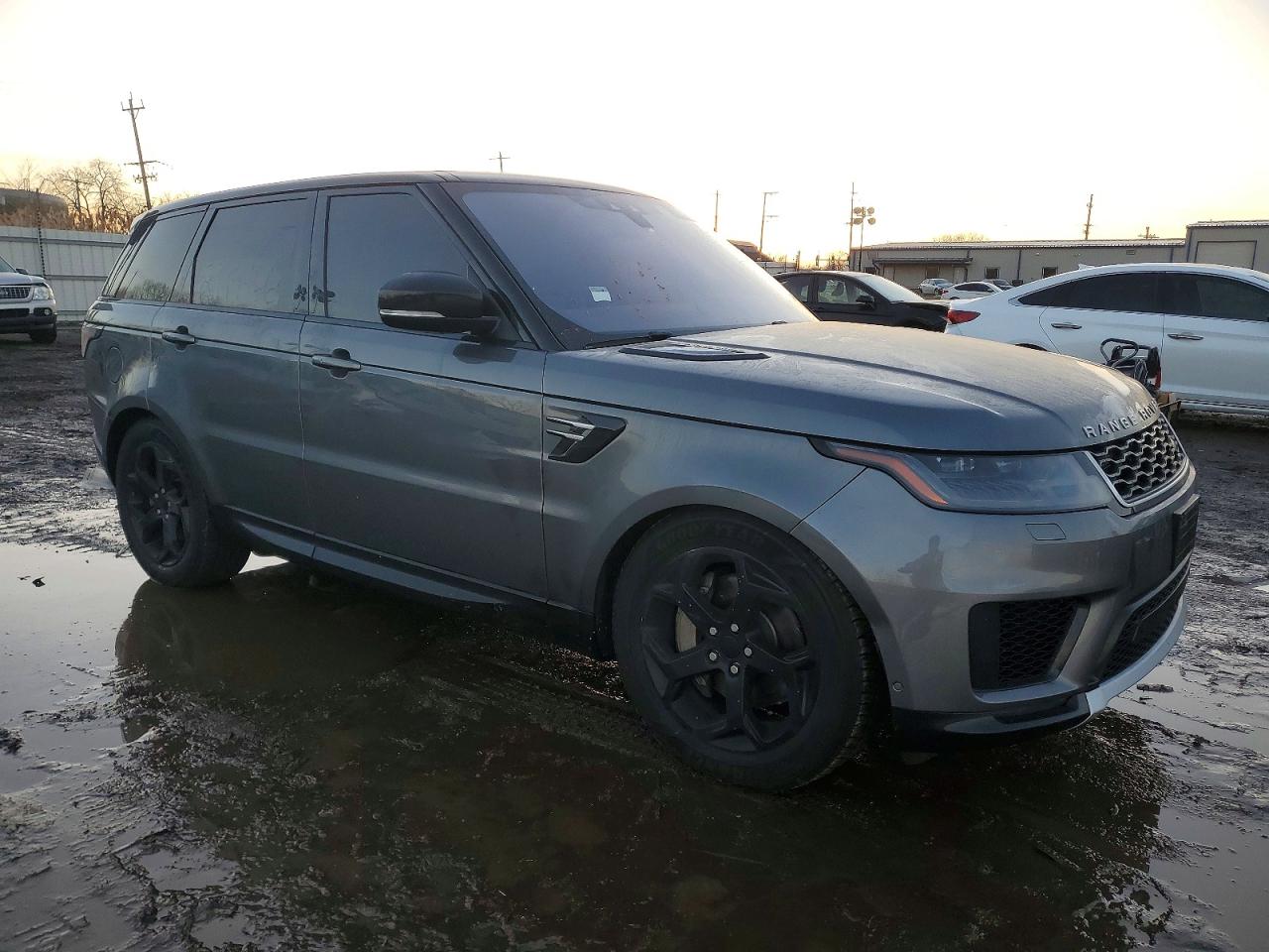 2019 LAND ROVER RANGE ROVER SPORT HSE photo 4