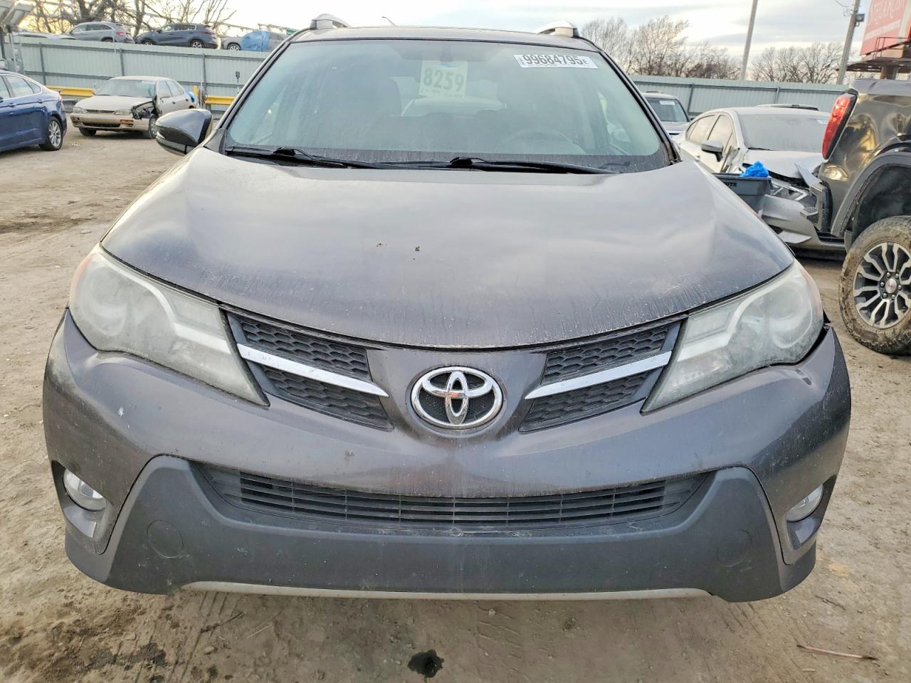2015 TOYOTA RAV4 XLE photo 5