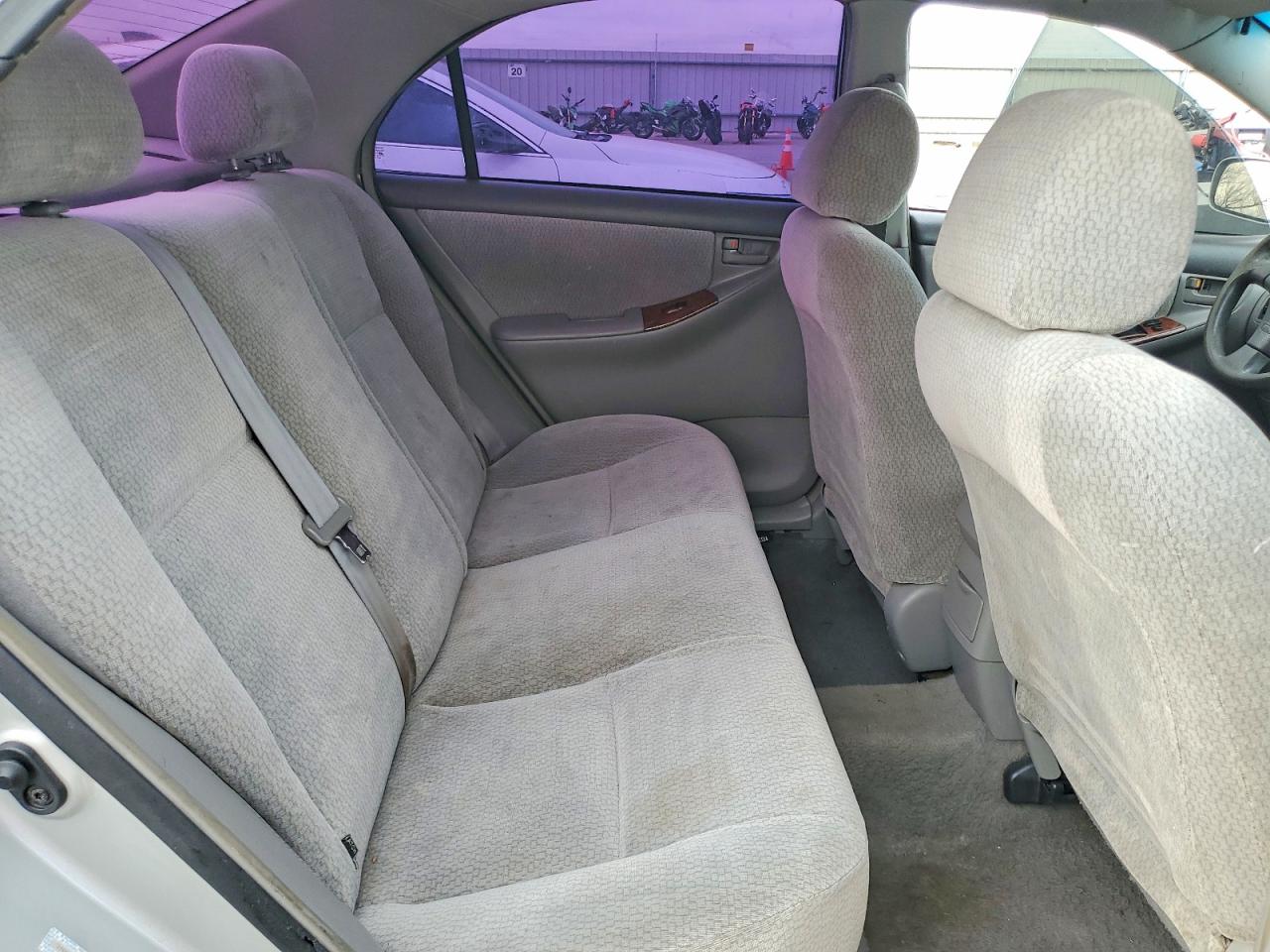2004 TOYOTA COROLLA CE photo 10