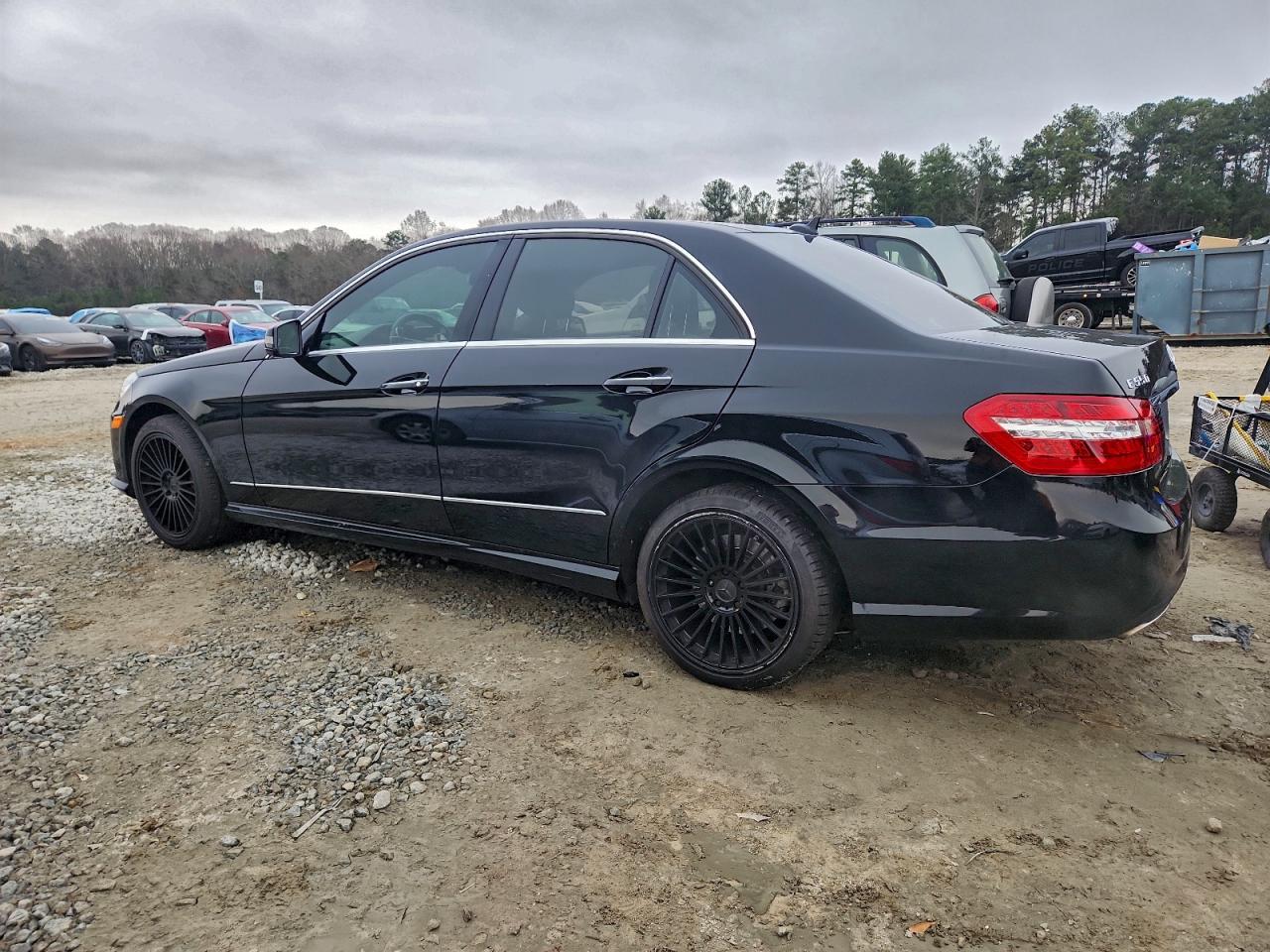 2010 MERCEDES-BENZ E 550 photo 2