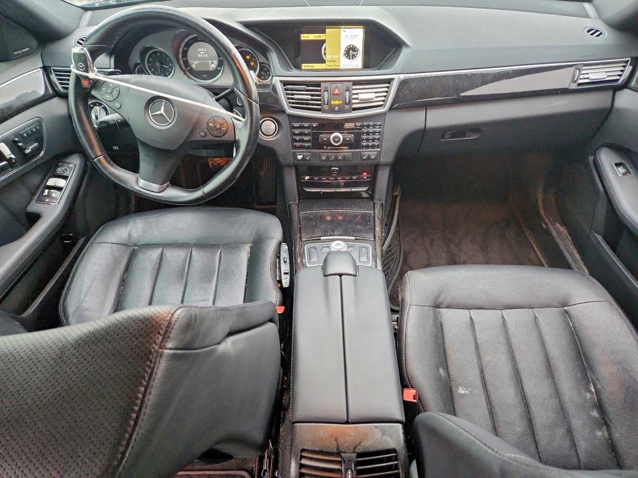 2010 MERCEDES-BENZ E 550 photo 8