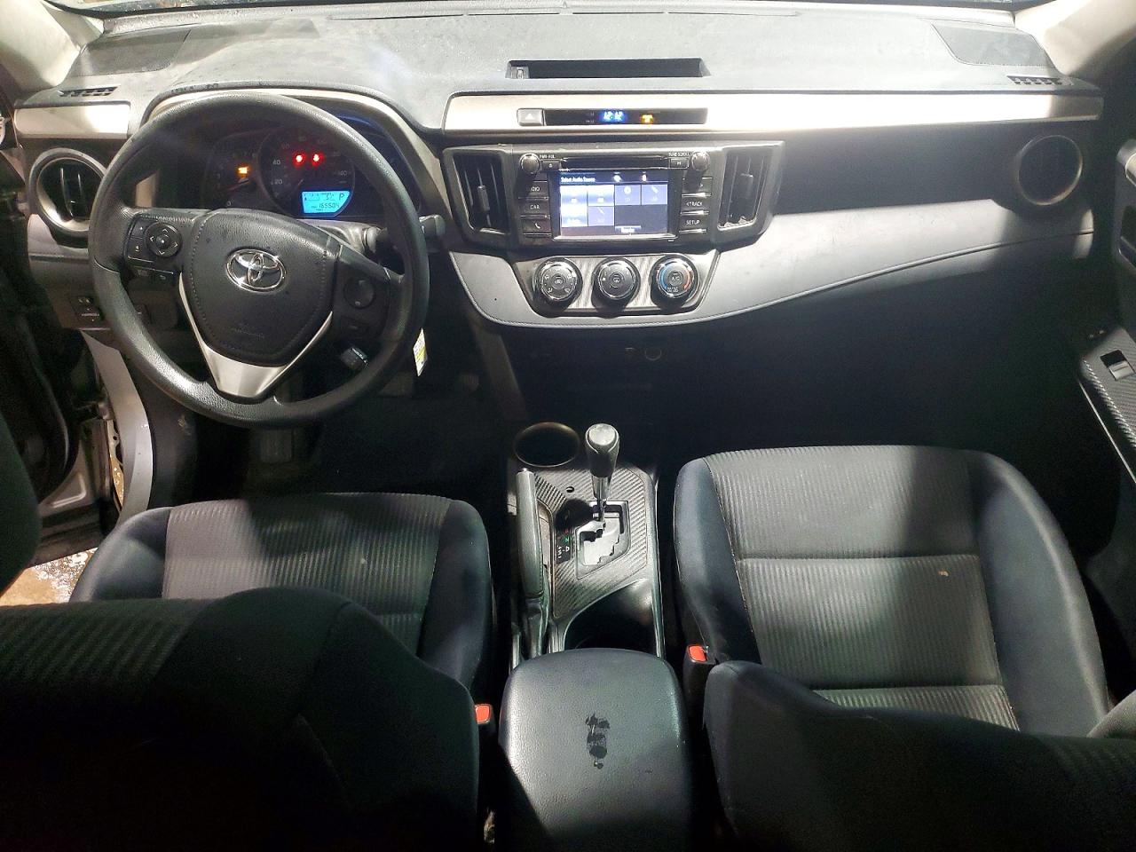2014 TOYOTA RAV4 LE photo 8