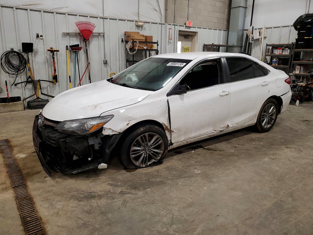 2017 TOYOTA CAMRY