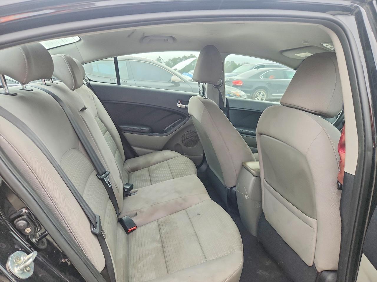 2015 KIA FORTE LX photo 10