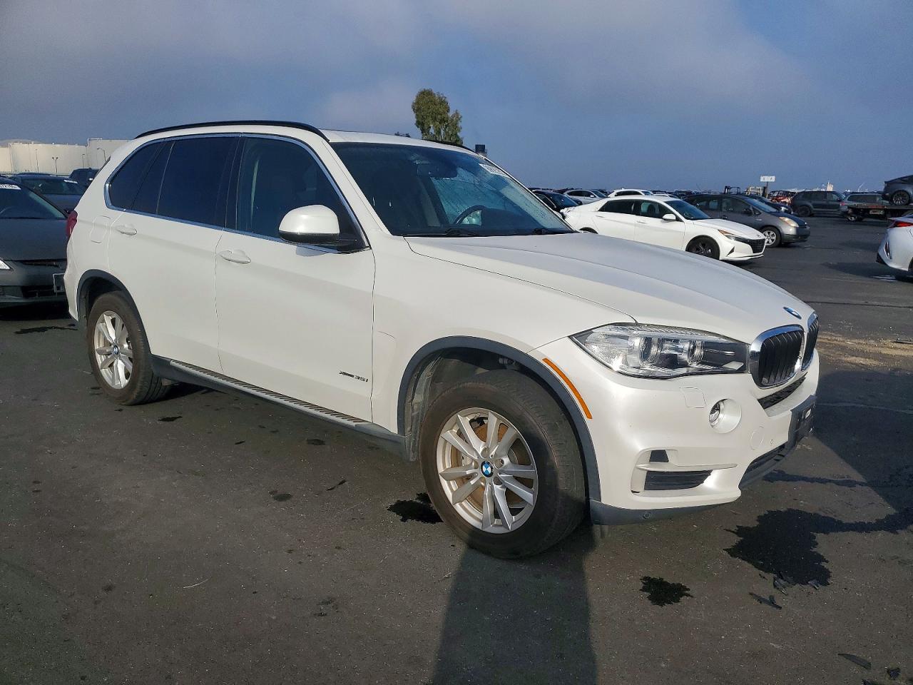 2015 BMW X5 XDRIVE35I photo 4