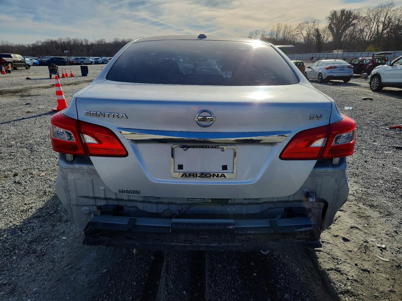 2017 NISSAN SENTRA S photo 6