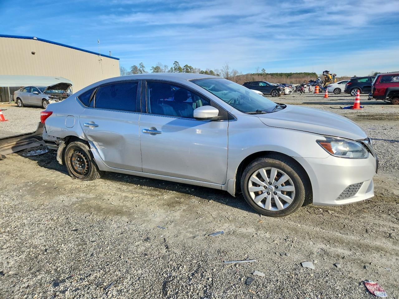 2017 NISSAN SENTRA S photo 4