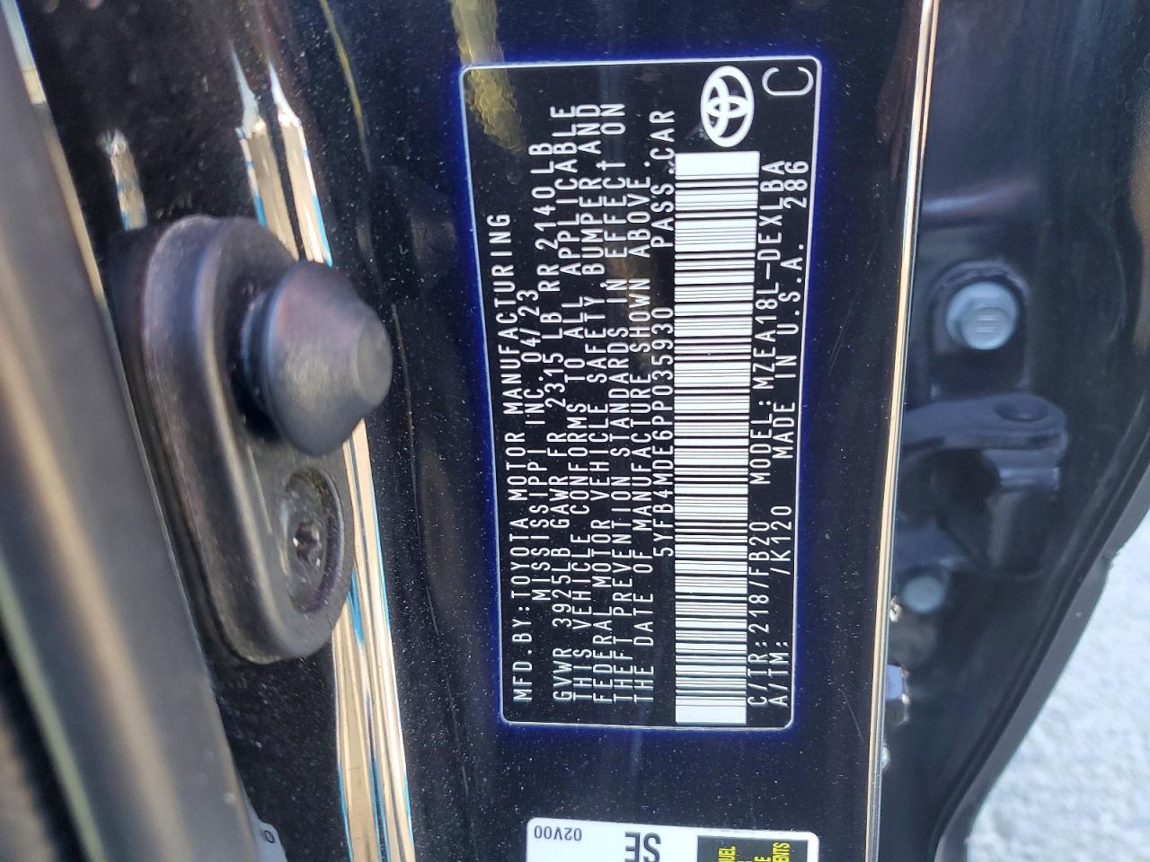 2023 TOYOTA COROLLA LE photo 12