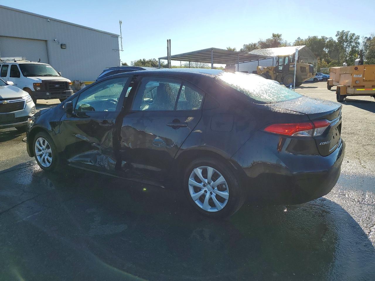 2023 TOYOTA COROLLA LE photo 2