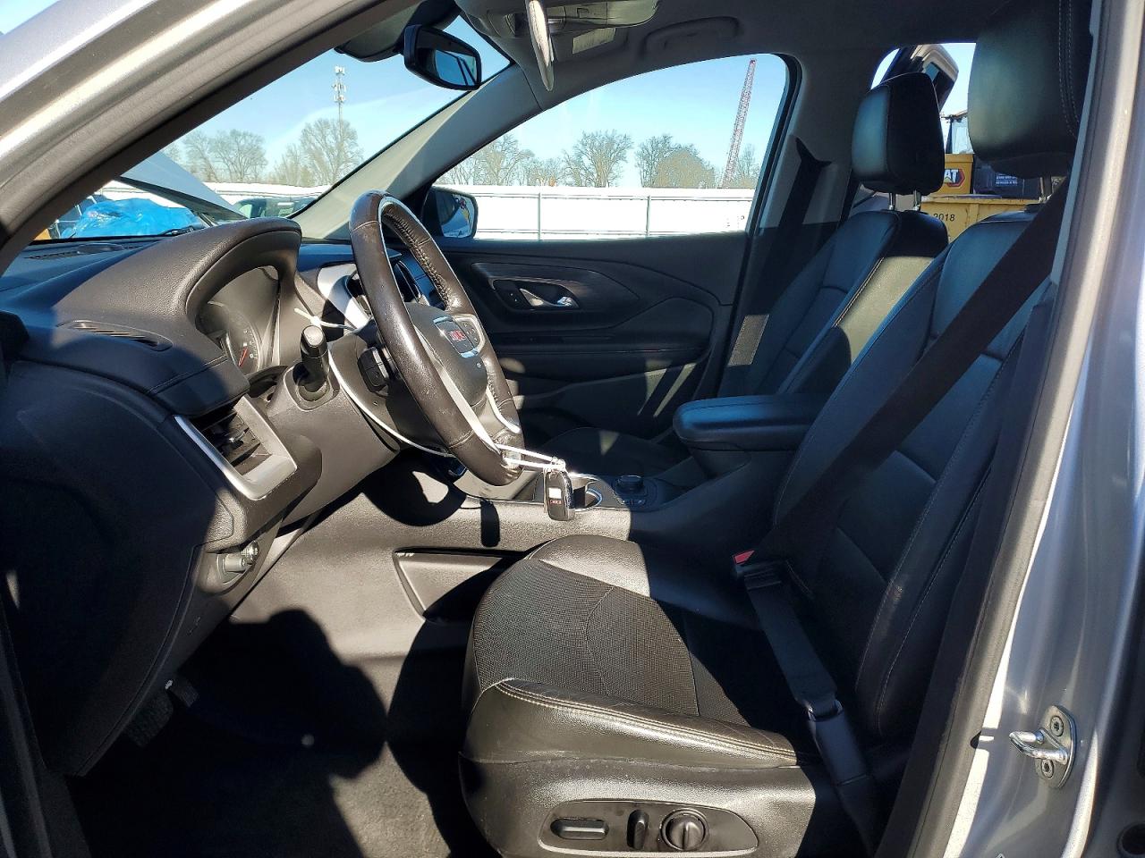 2019 GMC TERRAIN SLT photo 7