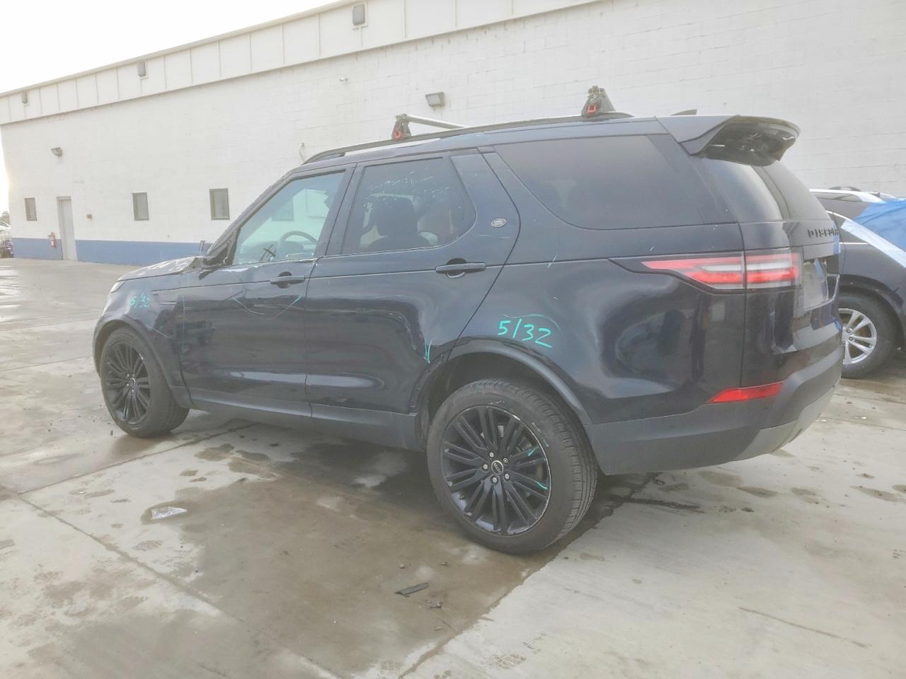 2017 LAND ROVER DISCOVERY FIRST EDITION photo 2