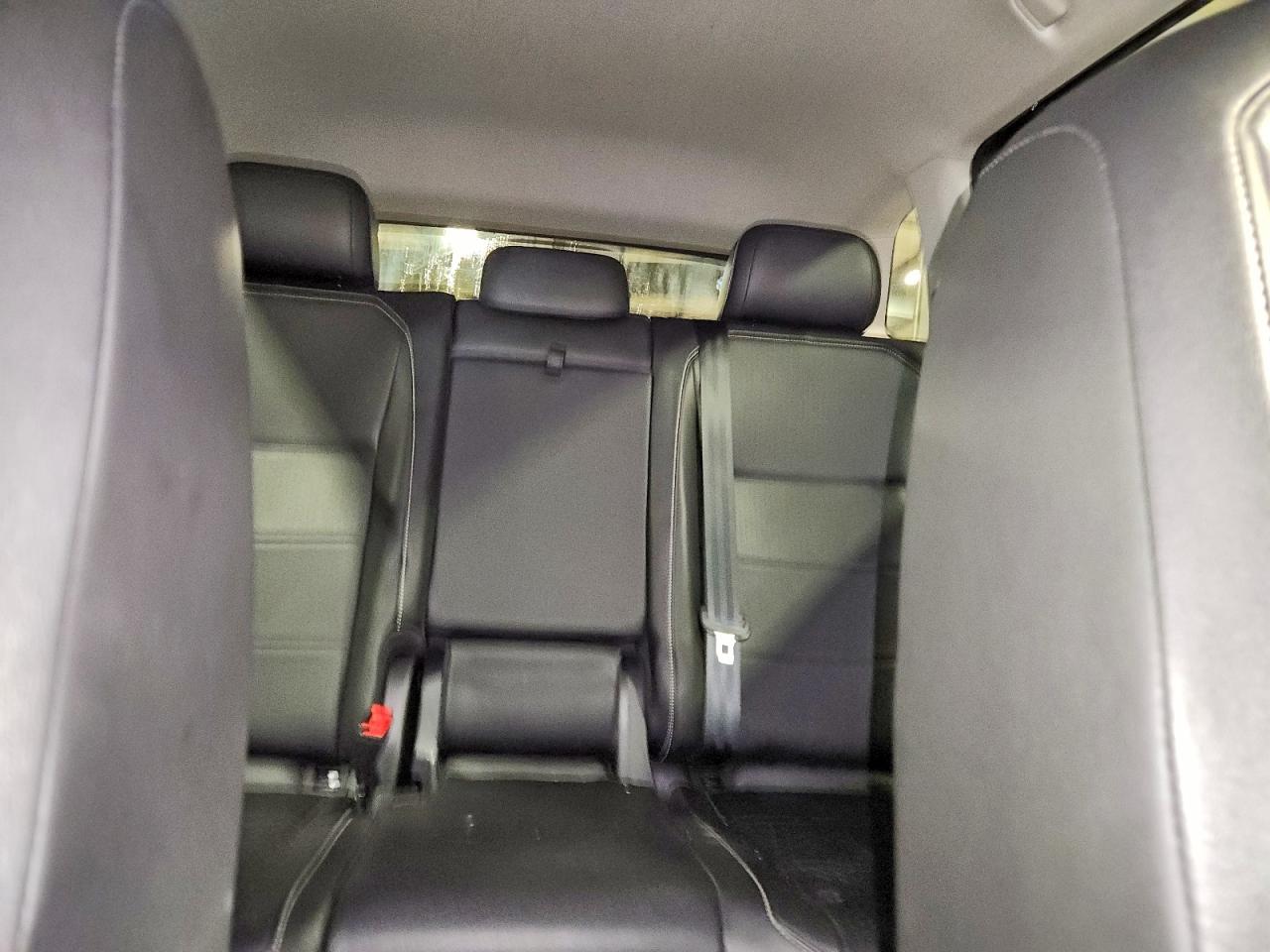 2021 VOLKSWAGEN TIGUAN SE photo 10