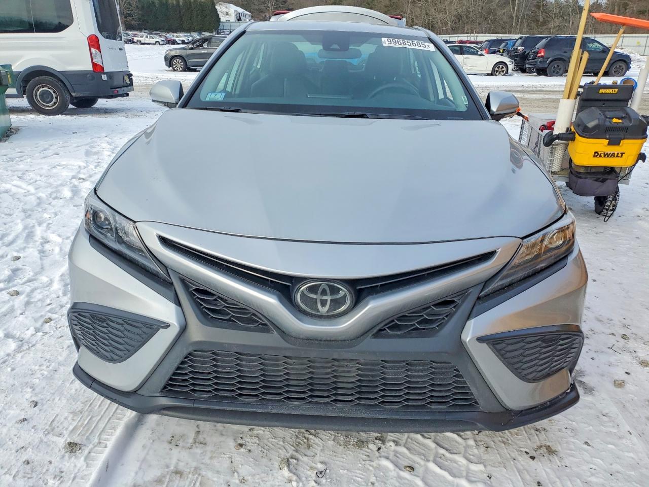 2022 TOYOTA CAMRY SE photo 5