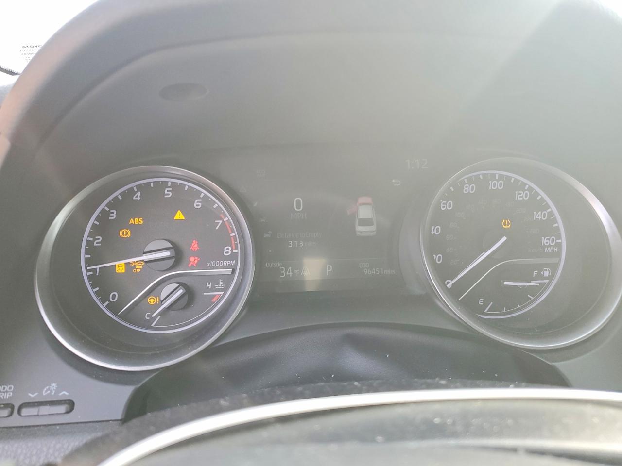 2022 TOYOTA CAMRY SE photo 9