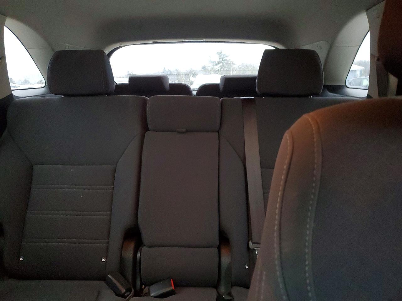 2016 KIA SORENTO LX photo 10