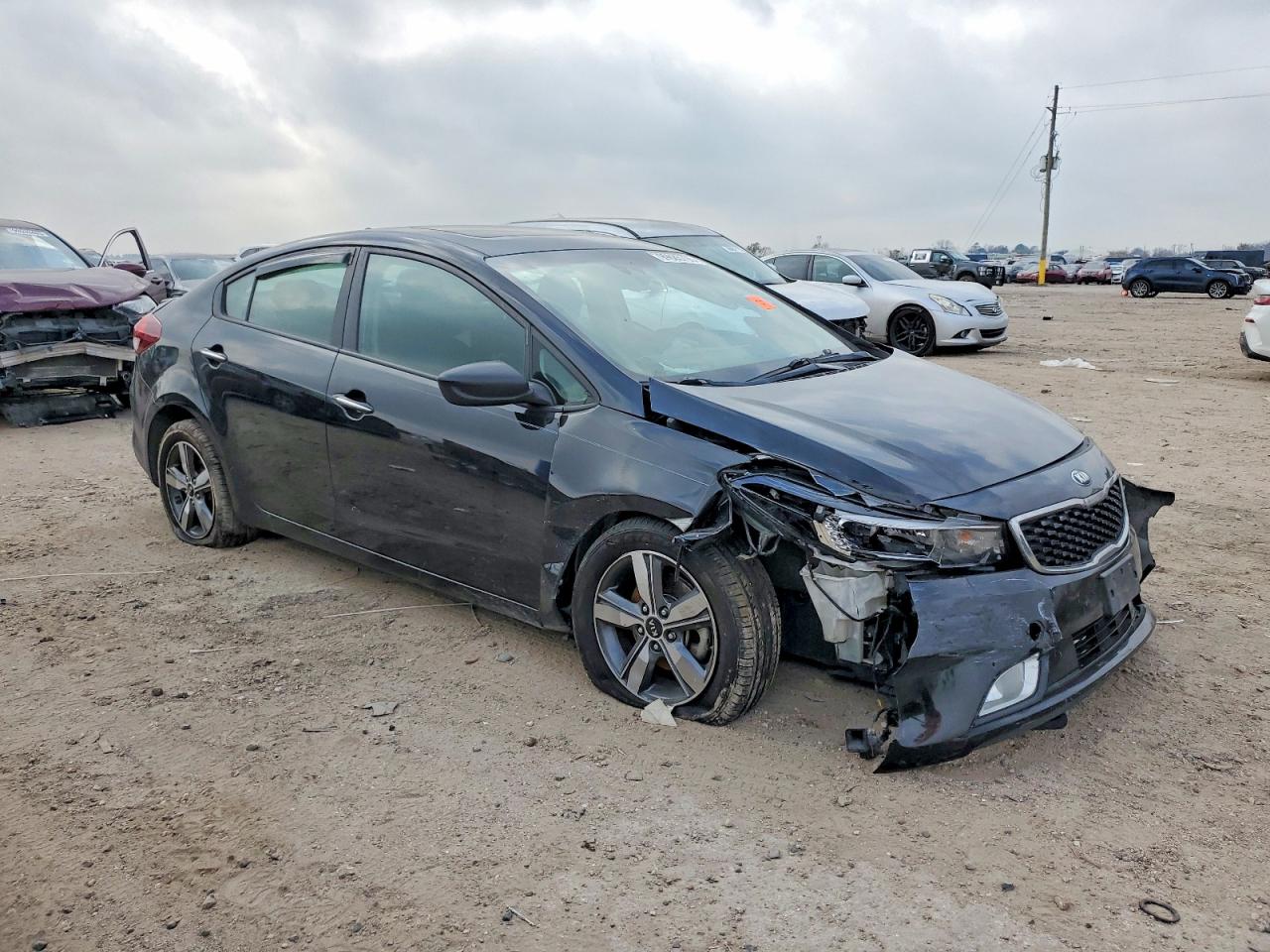 2018 KIA FORTE LX photo 4