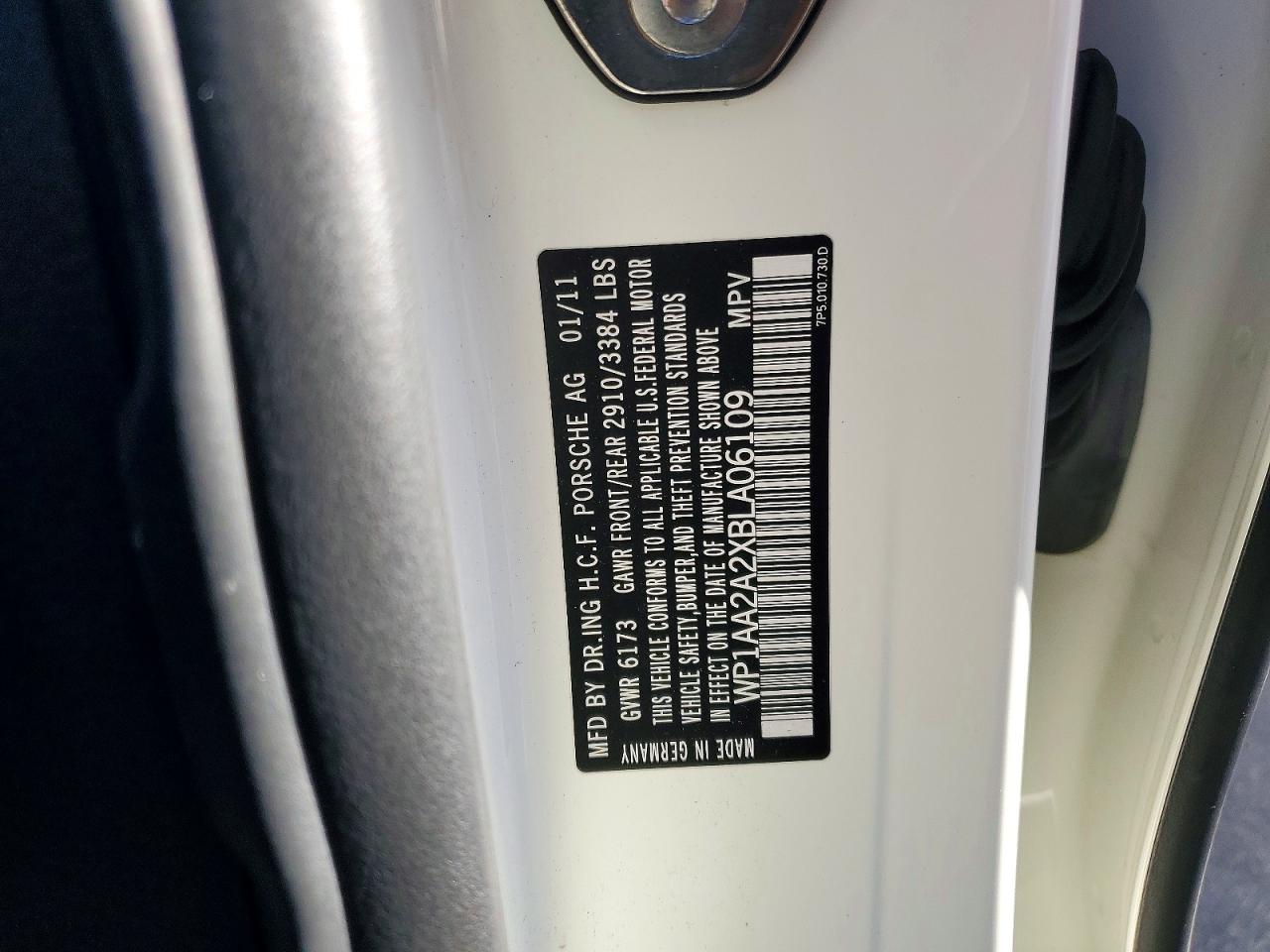 2011 PORSCHE CAYENNE photo 13