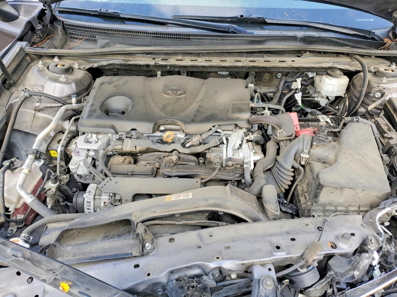 2020 TOYOTA CAMRY SE photo 11