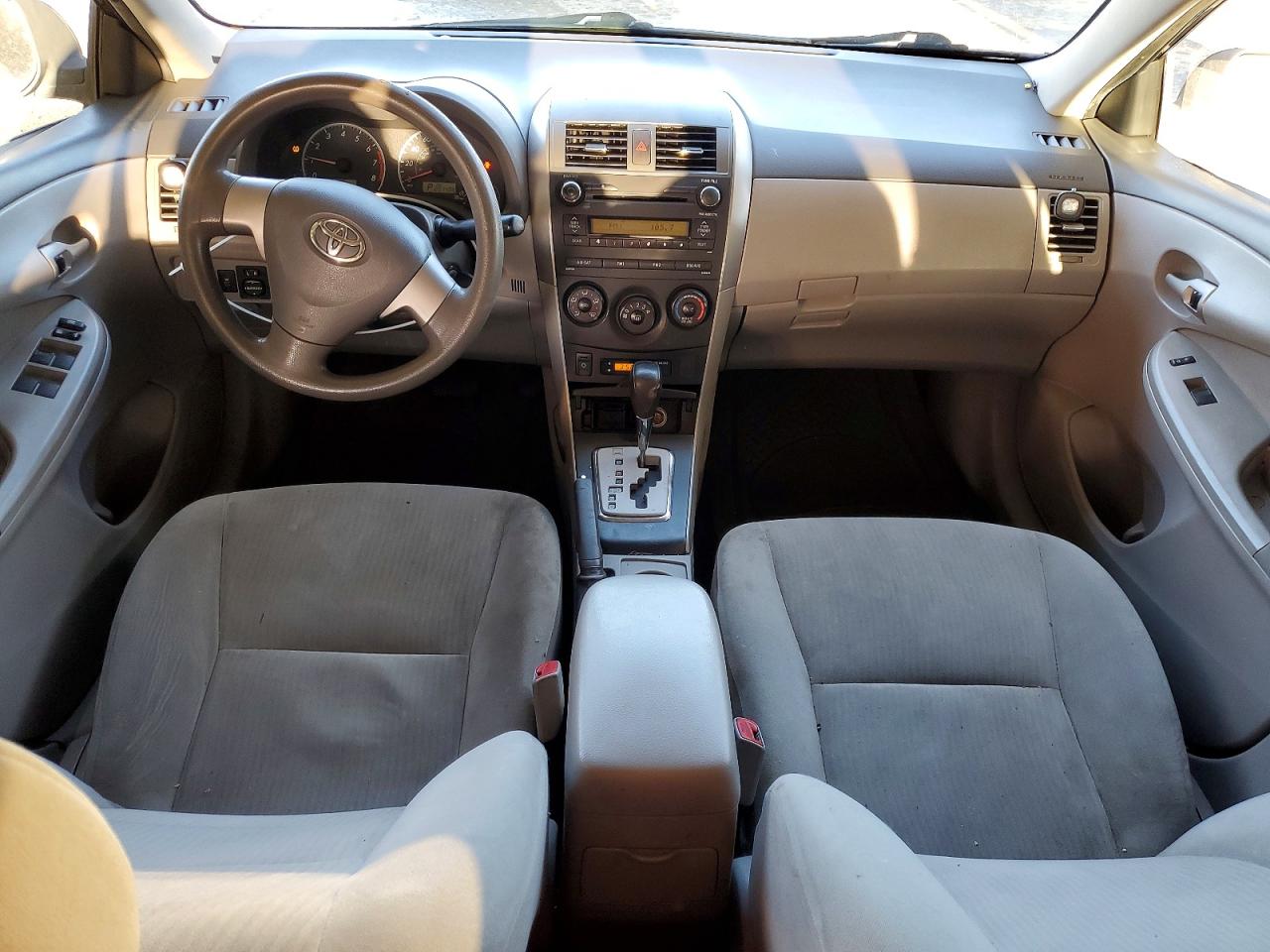 2010 TOYOTA COROLLA BASE photo 8