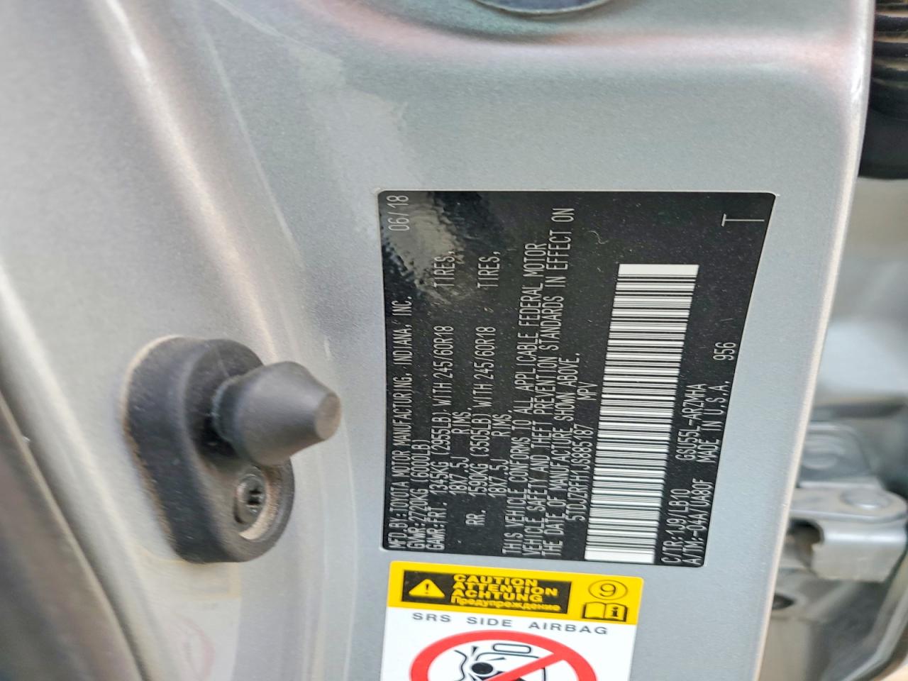 2018 TOYOTA HIGHLANDER SE photo 13