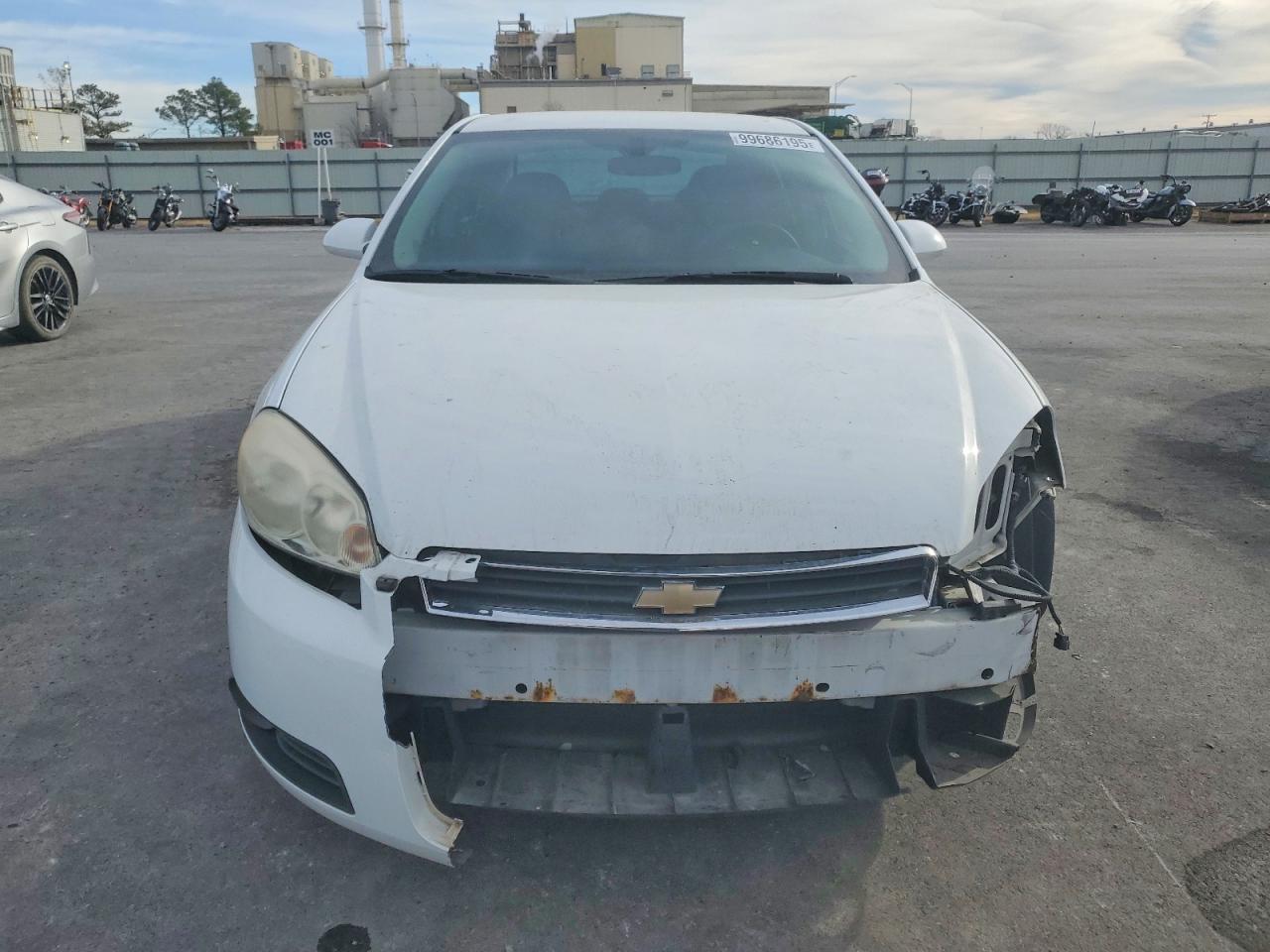 2010 CHEVROLET IMPALA LT photo 5