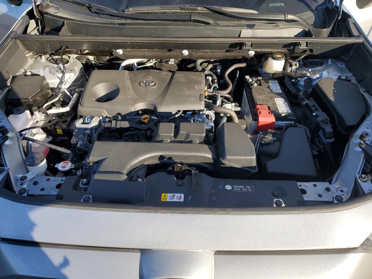 2025 TOYOTA RAV4 XLE PREMIUM photo 12